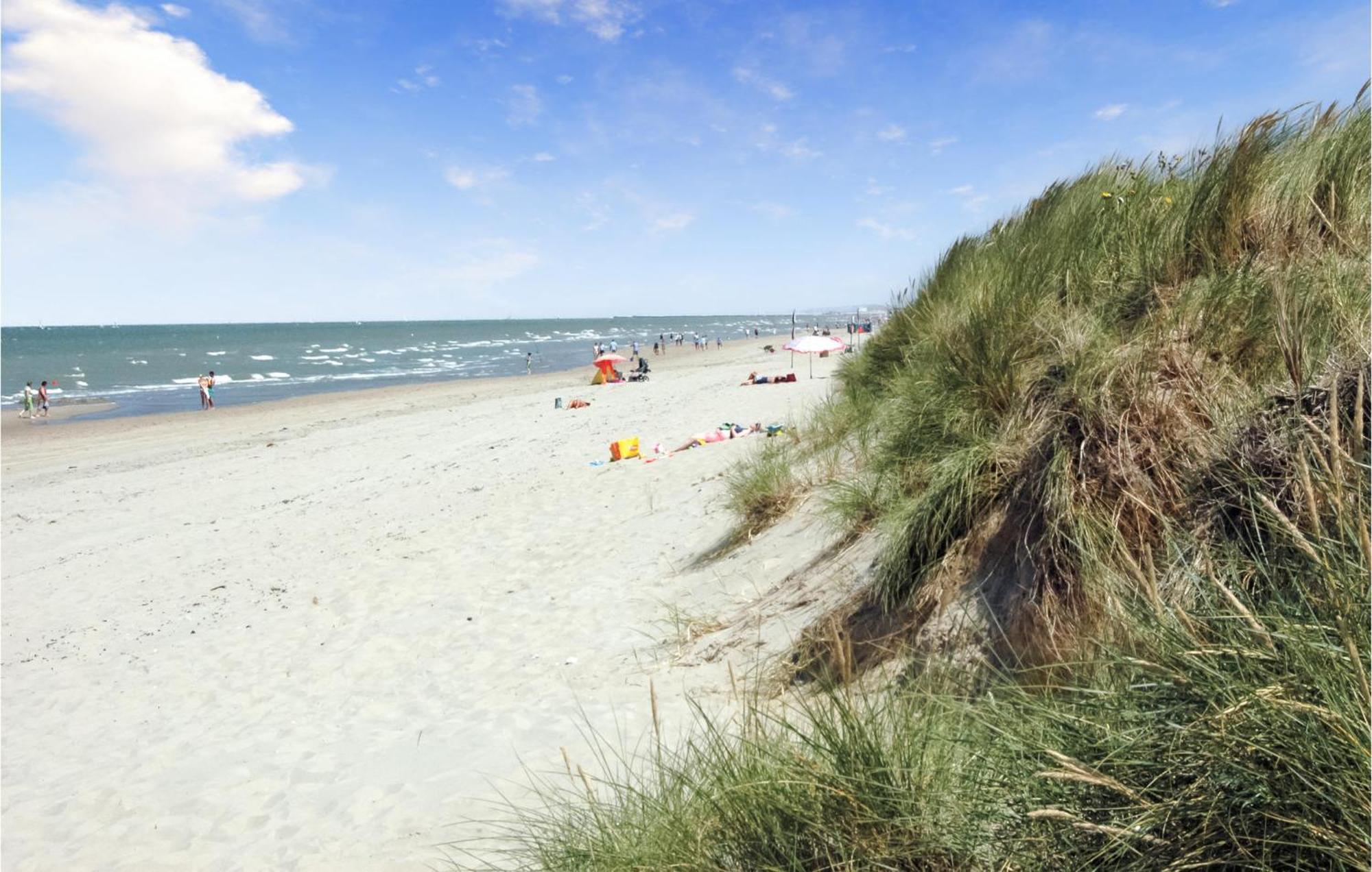 3 Bedroom Awesome Home In Oostduinkerke Luaran gambar