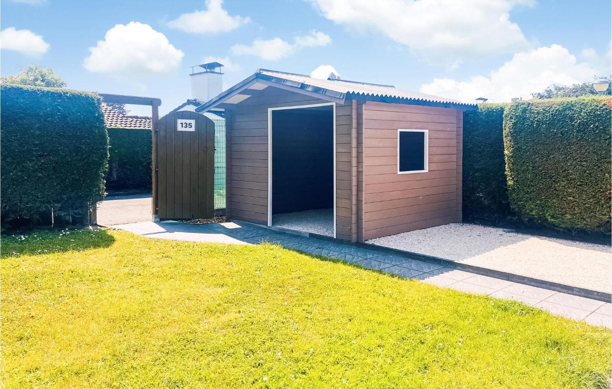 3 Bedroom Awesome Home In Oostduinkerke Luaran gambar